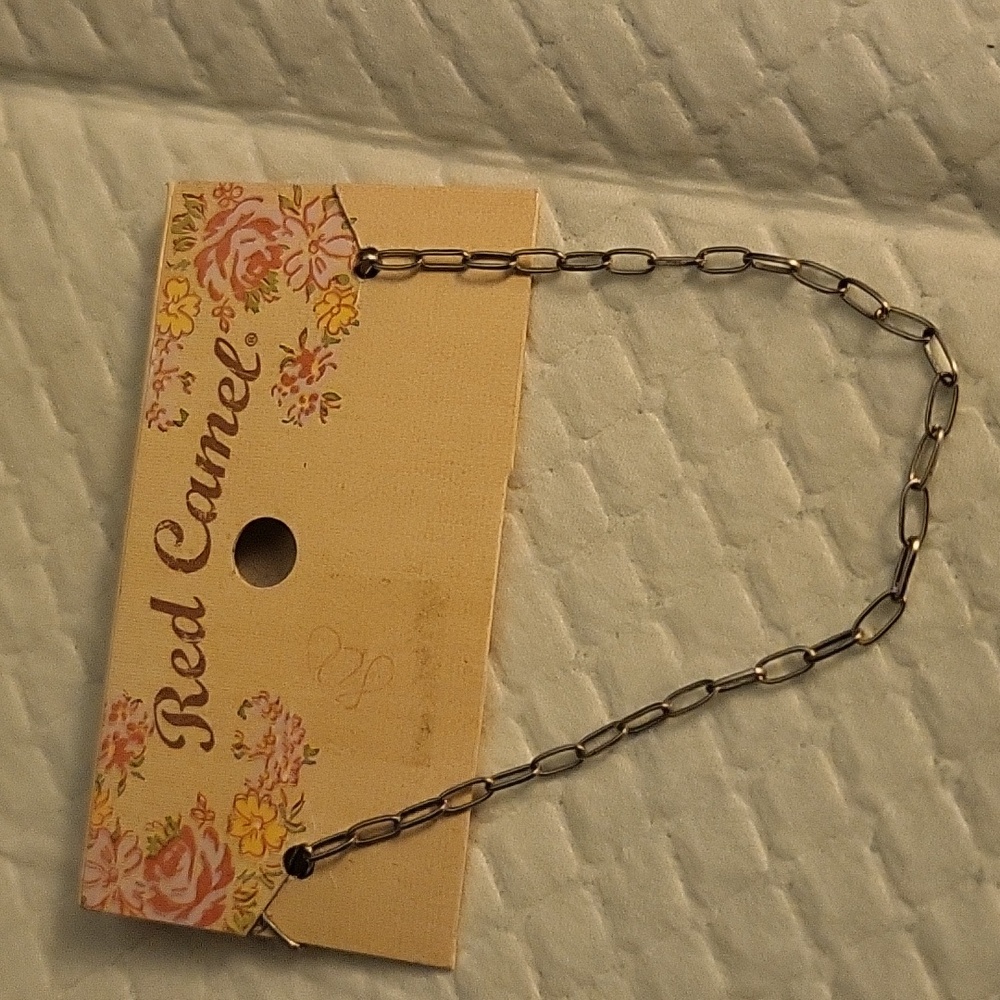 NWT Red Camel paperclip link silvertone anklet